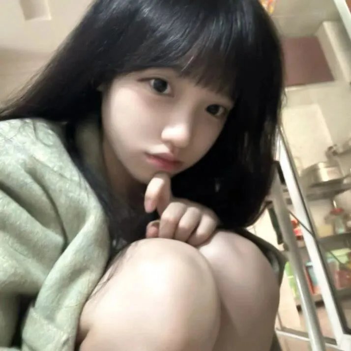 我被困在同一天一千年